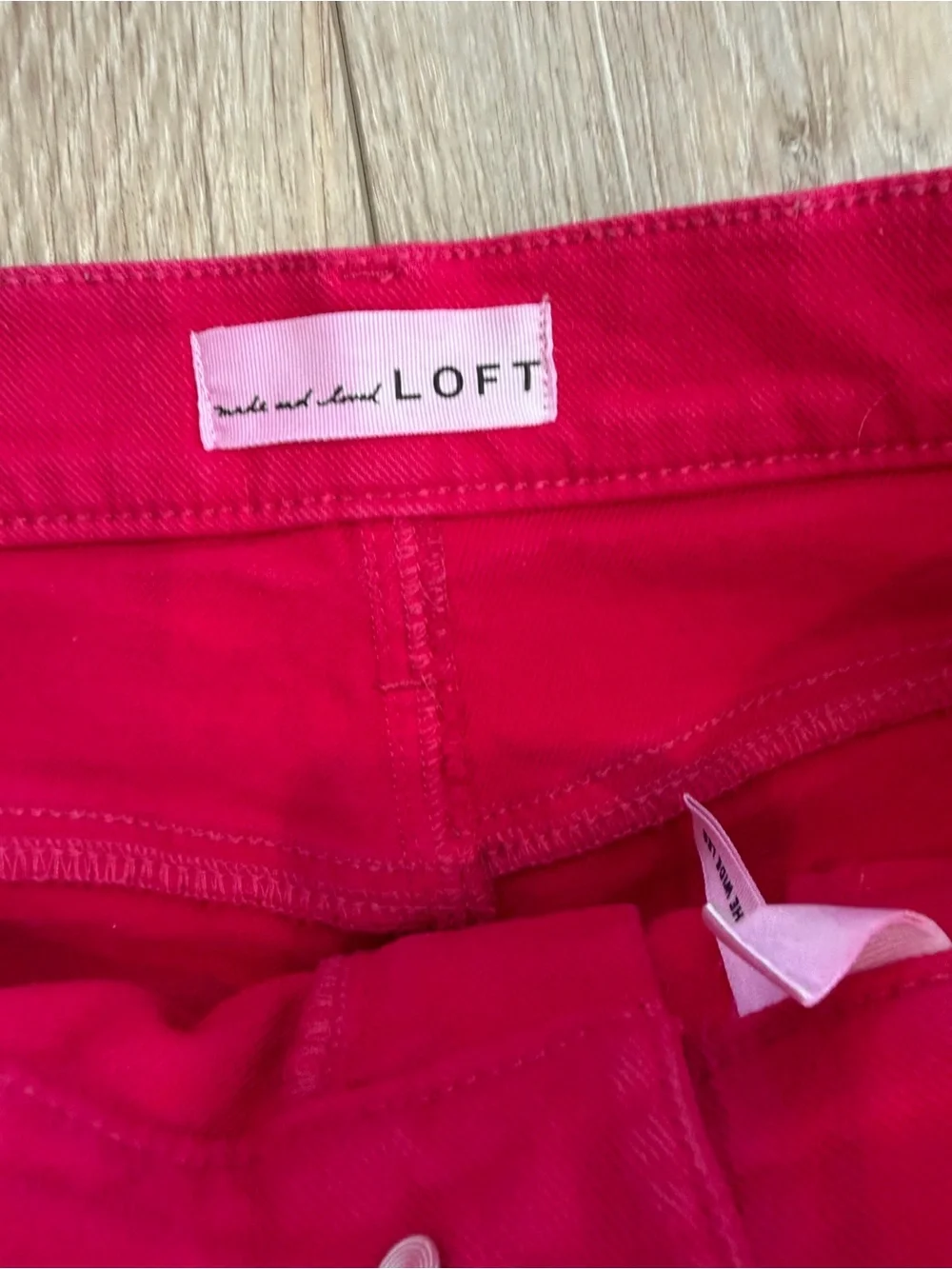 Loft High-Rise wide Leg Jeans in Fuchsia